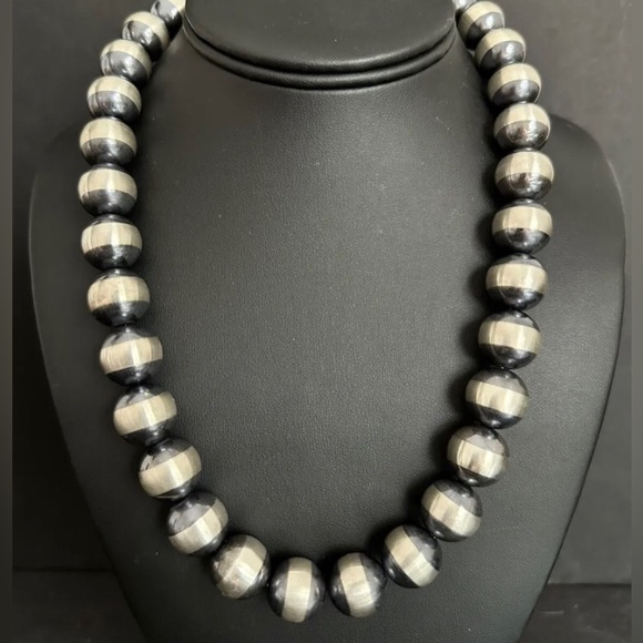 16mm Sterling Silver Pearls Bead Necklace. 20 Inch.